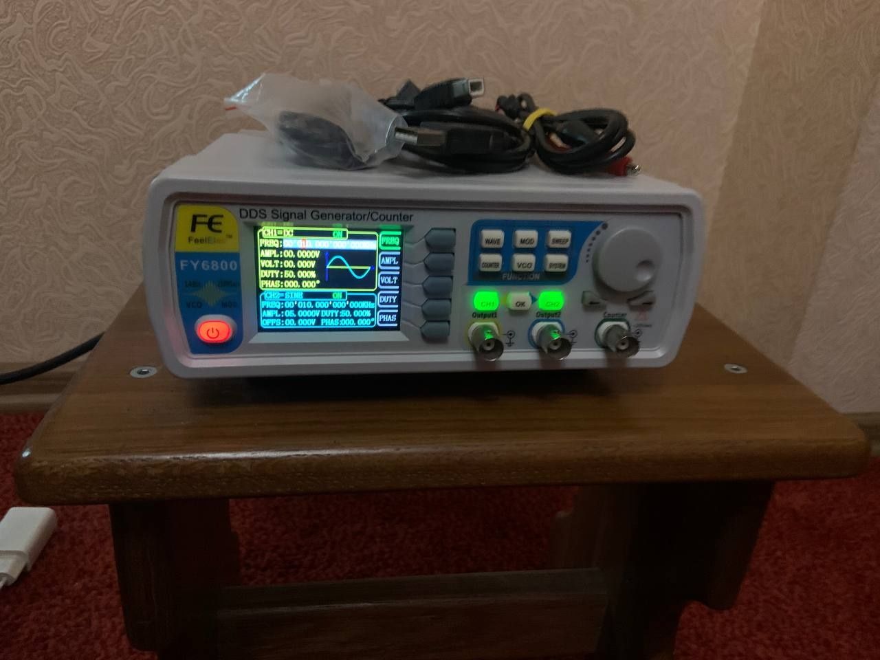 Генератор сигналов DDS FY6800