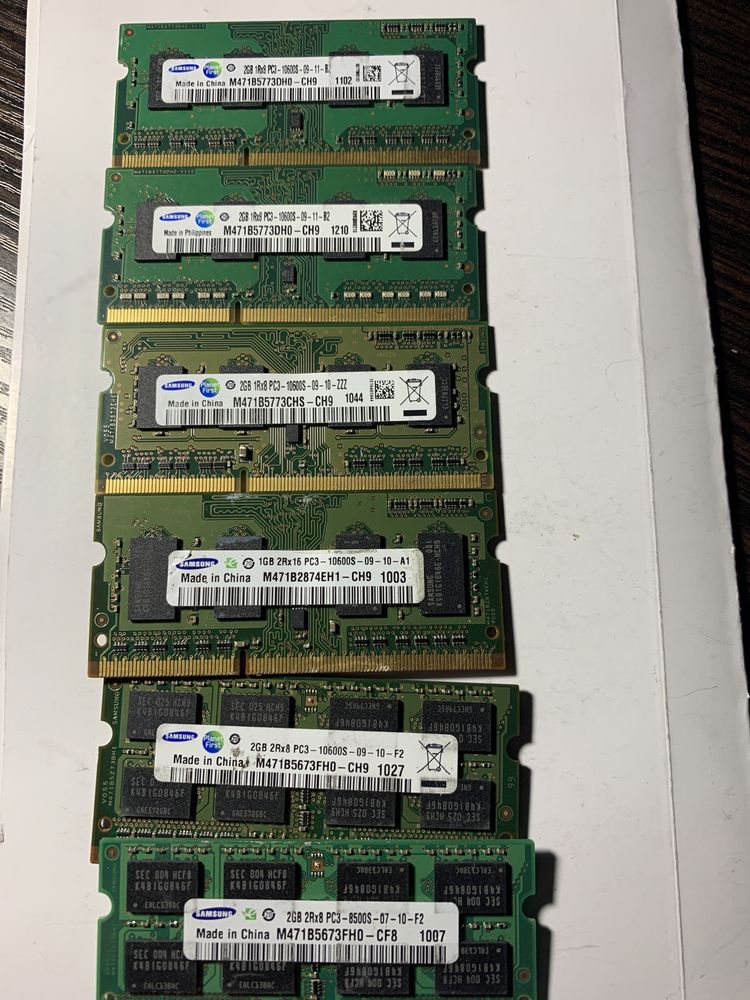 Оперативна пам'ять  для ноутбука ddr3x2Gb