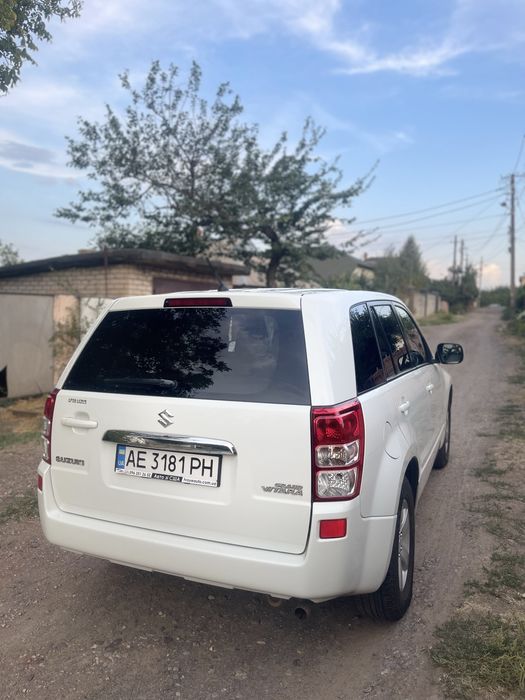 Продам свій Suzuki Grand Vitara