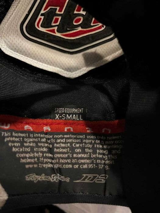 Capacete Troy Lee Designs D2 Composite XS – Bom Estado
