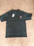T-shirt preta zara