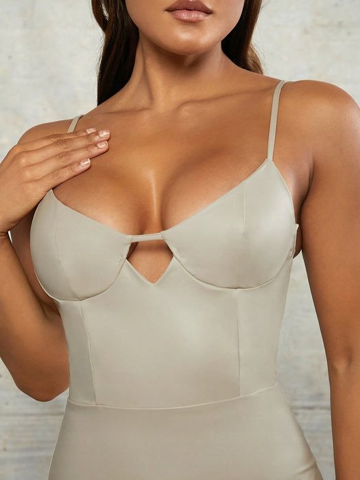 Sukienka Maxi Sexy Skórzana Na Ramiączkach Obcisła Beżowa Shein M 38