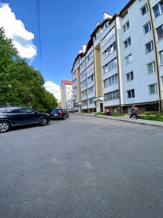 Продаж 1 кімнатна квартира Топольна Шевченківський район Дж.Ленона
