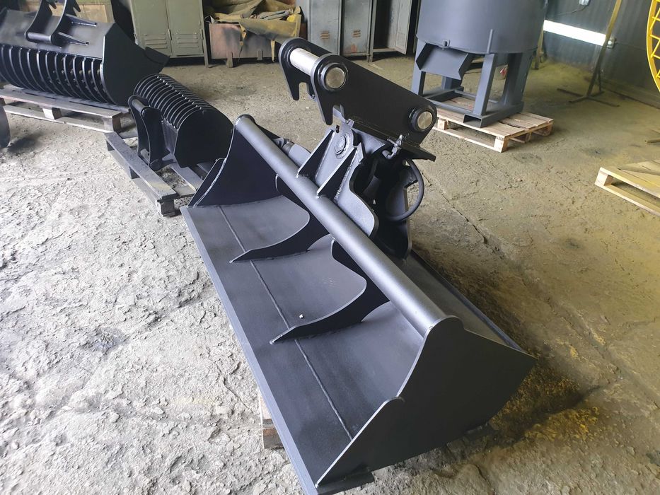 220 cm – Łyżka hydrauliczna do koparki 13,1 – 18 ton JCB,CAT