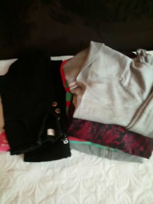 Paczka ubrań w rozmiarze s