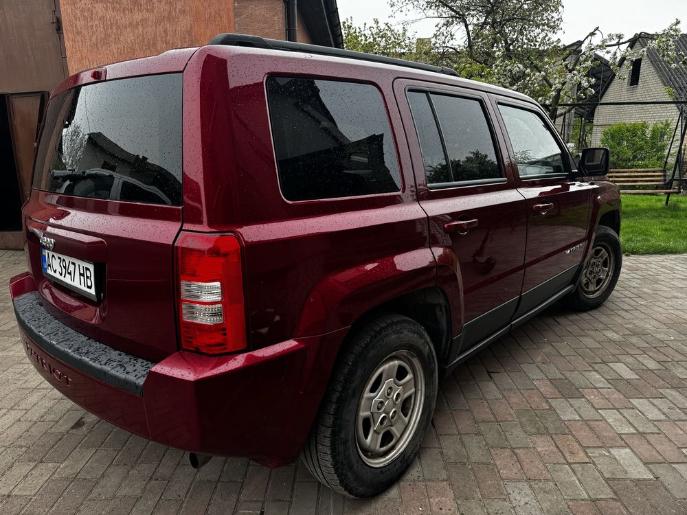 Продам авто Jeep patriot 2016