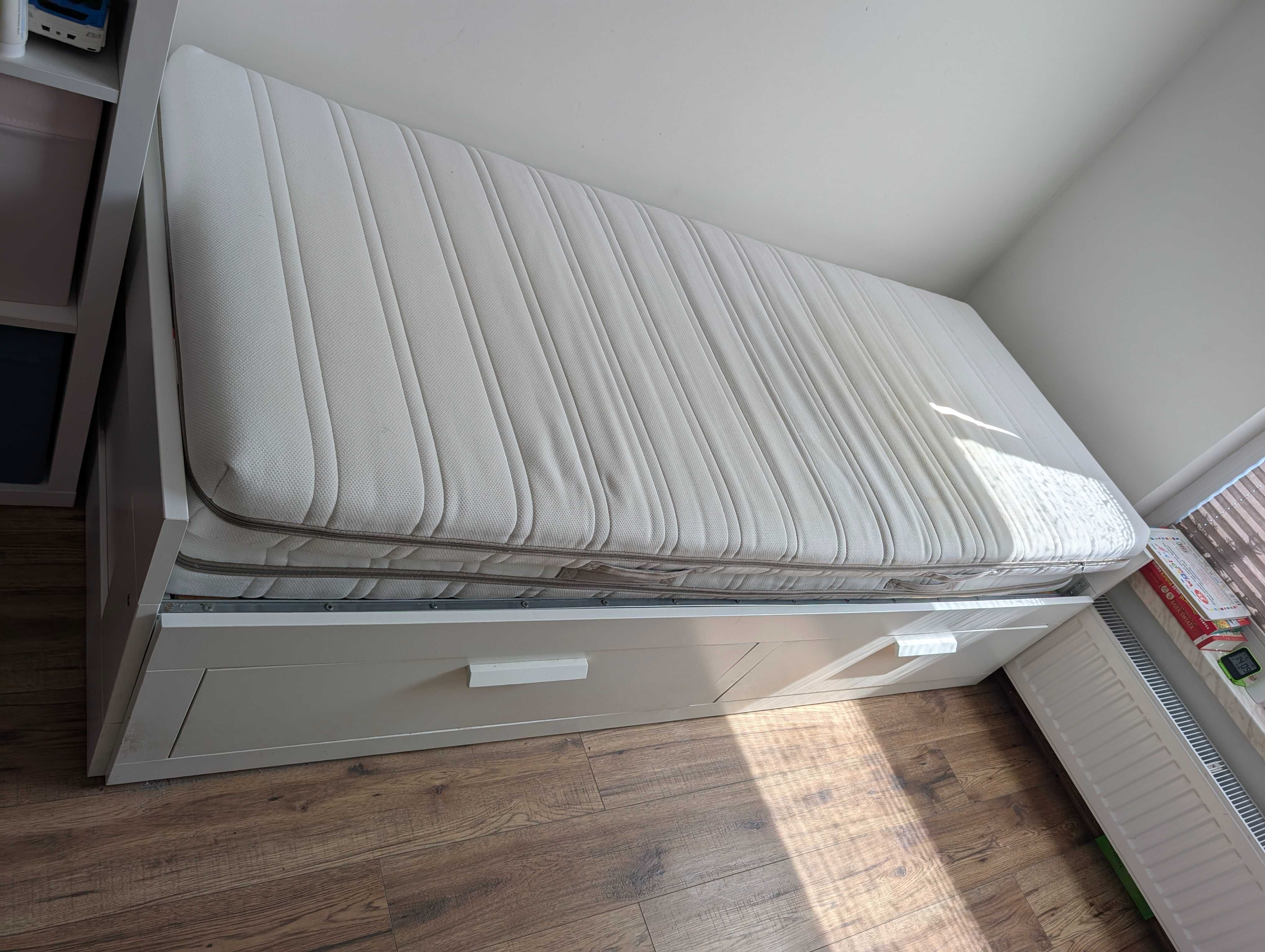Łozko Ikea Brimnes