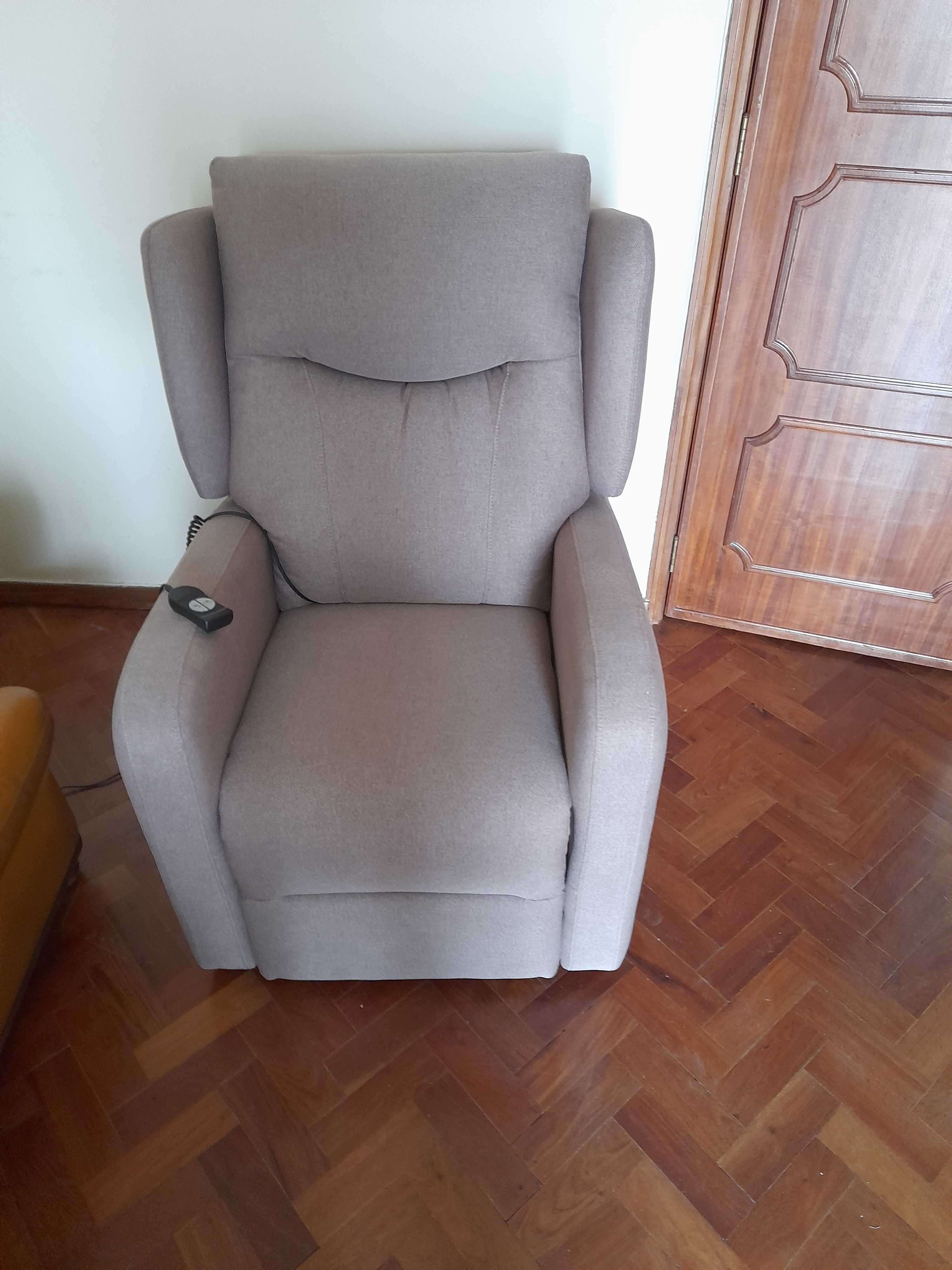 Oportunidade - Diverso Equi. Apoio Sénior - Grande Desconto