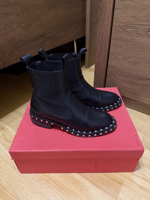 Ботинки valentino кожа черные ботильоны сапоги кожанные шипы шкіра