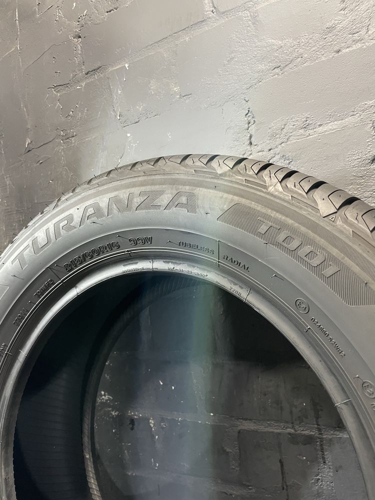 4шт 215/60 R16 Bridgestone Turanza T005