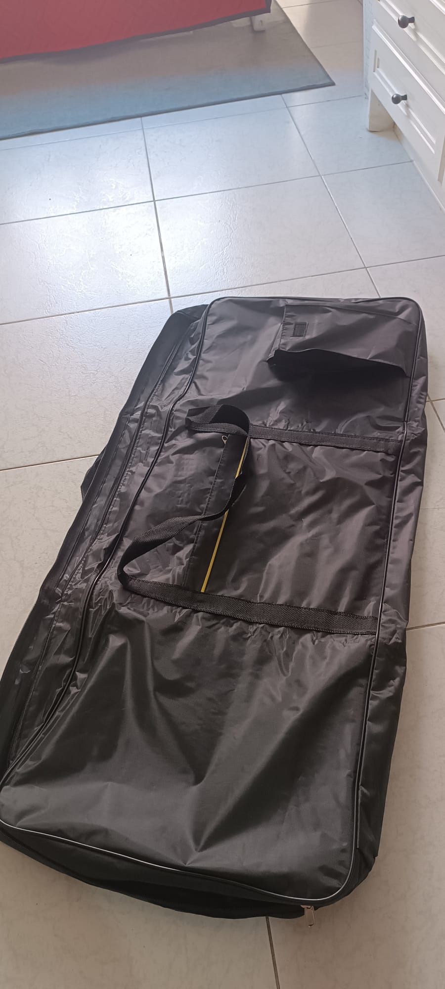 Vendo órgão Yamaha PSR e403 como novo já com alguns ritmos de baile