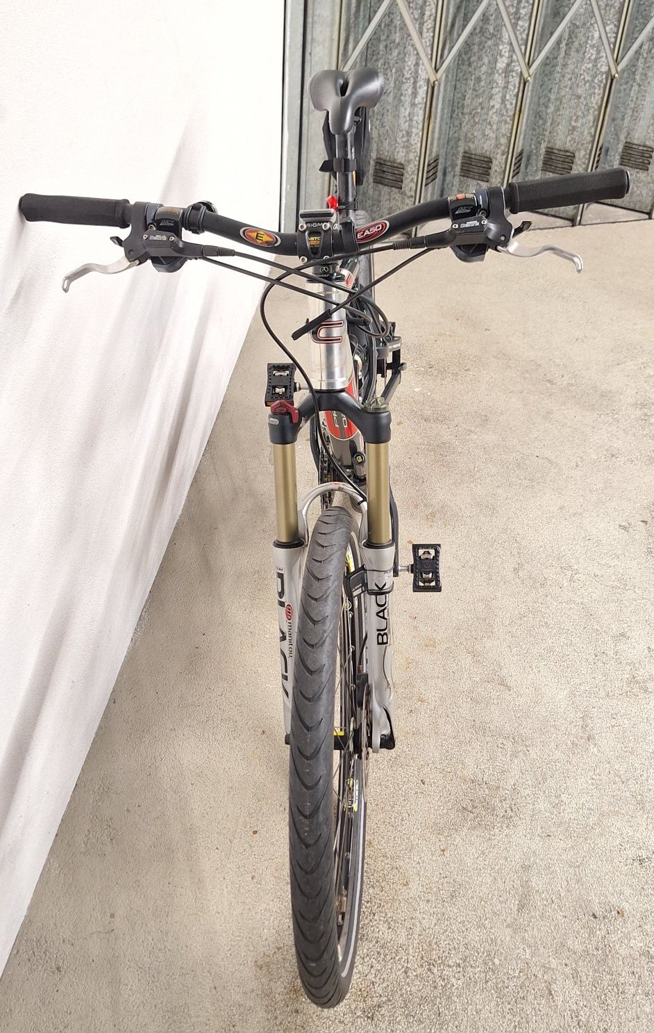Bicicleta MTB CUBE
