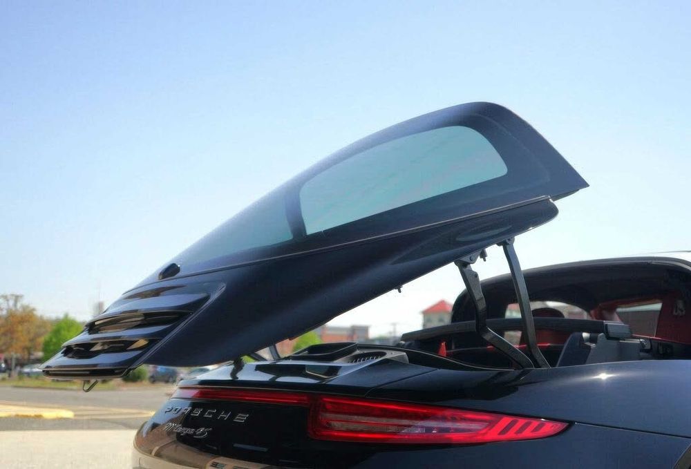 Porsche 911 Targa 4S      2016