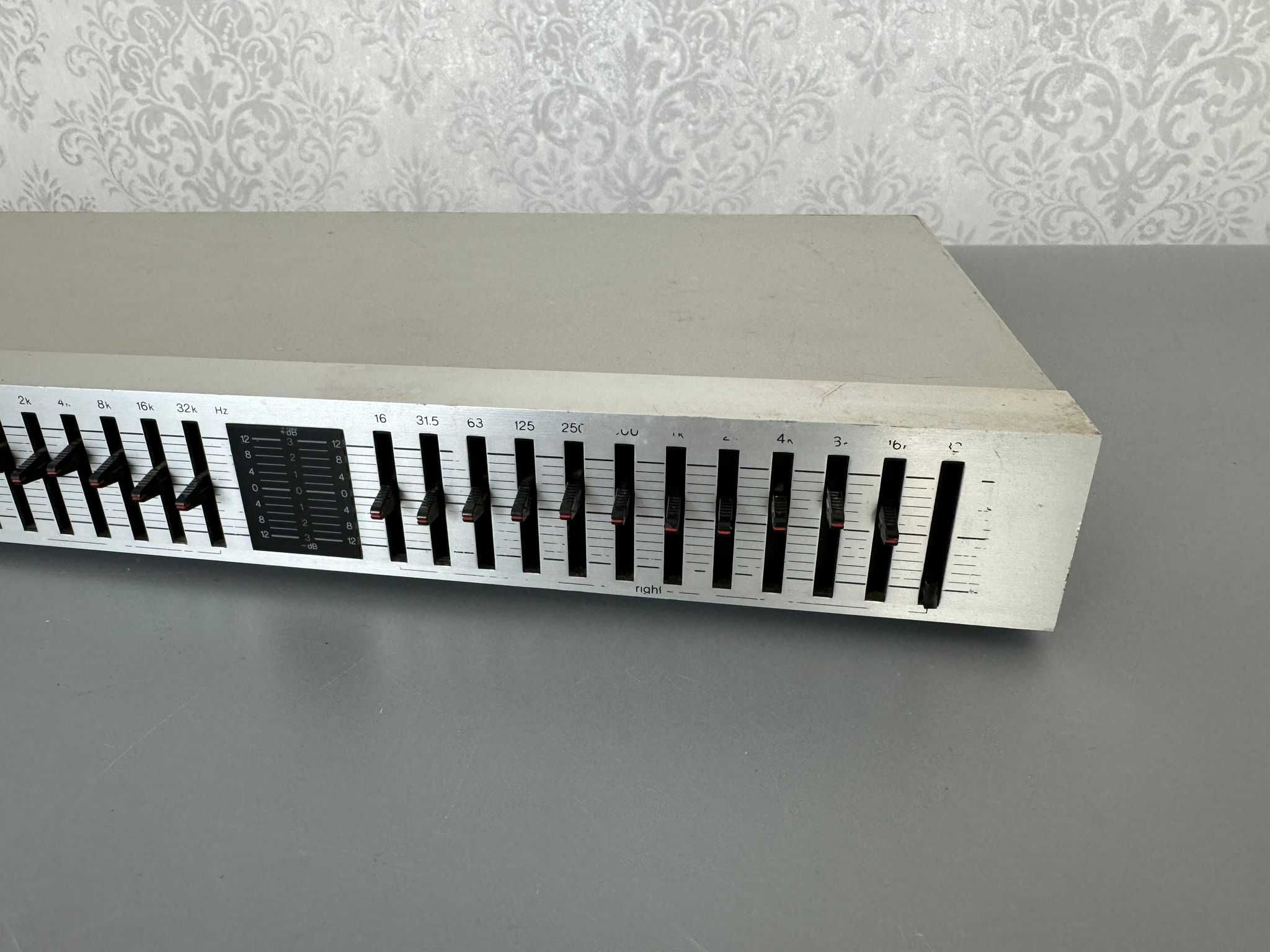 Korektor Equalizer Technics SH-8045 Klasyk