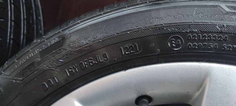 Продам диски з резиною на Renault r17 4/100