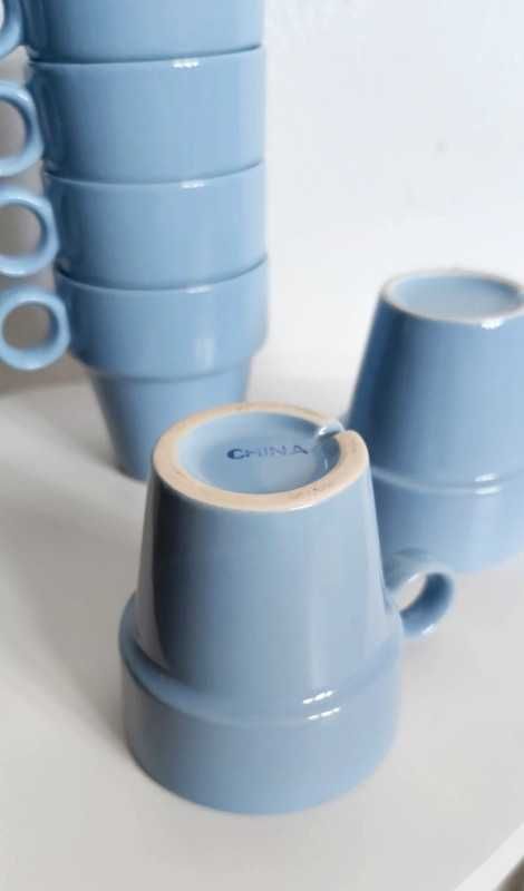 Vintage 6 sztuk błękitnych kubków ceramicznych baby blue