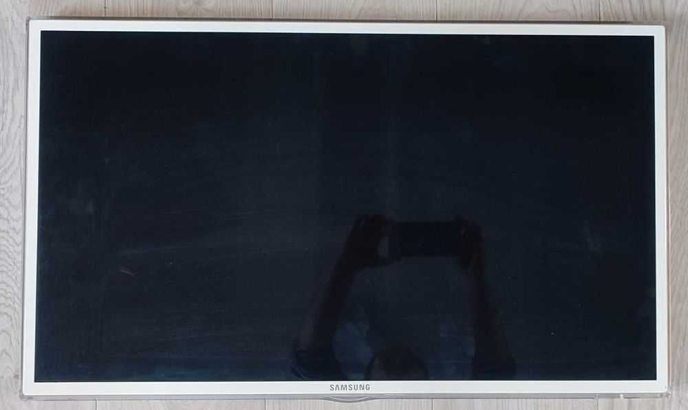 Телевізор Samsung 32" Smart TV