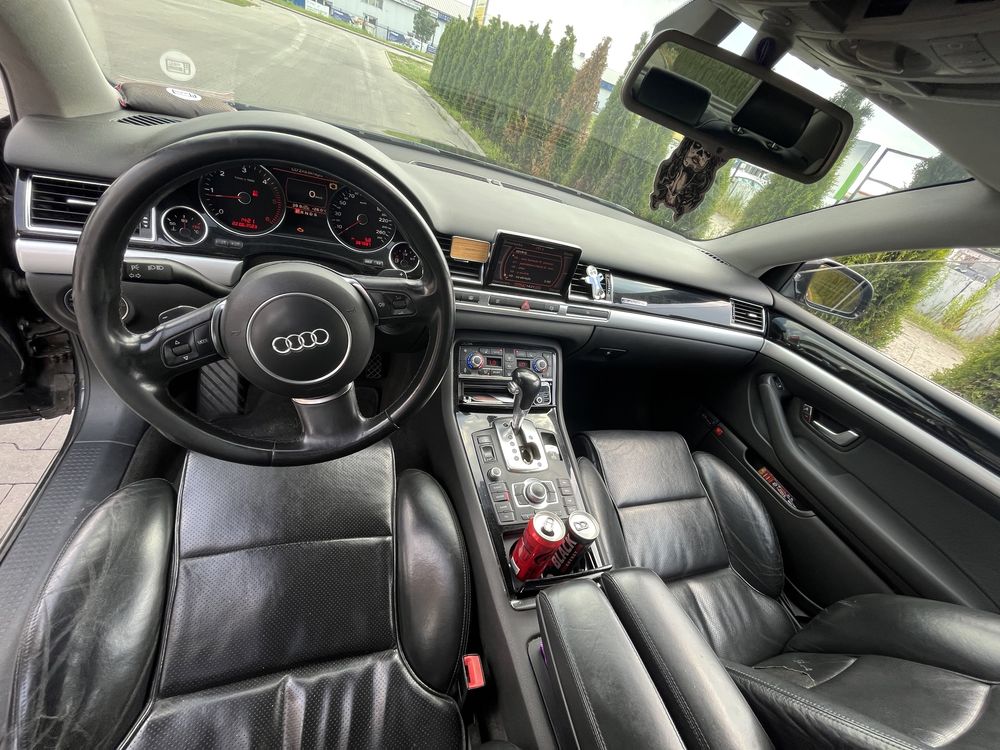 Audi a8 d3, wersja exclusive