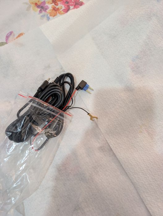 Dash Cam de 4 canais com gravação HD (1080p) campo de visão de 360 °