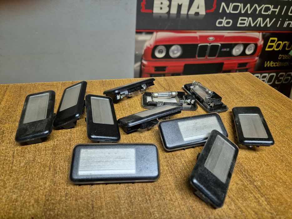 BMW E36 Mpakiet Lampka Jupiter Środkowa Przednia Podsufitki Czarna Ory
