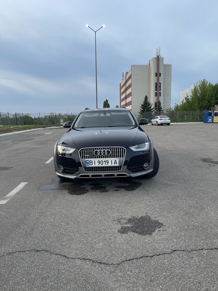 Audi a4 allroad 2012