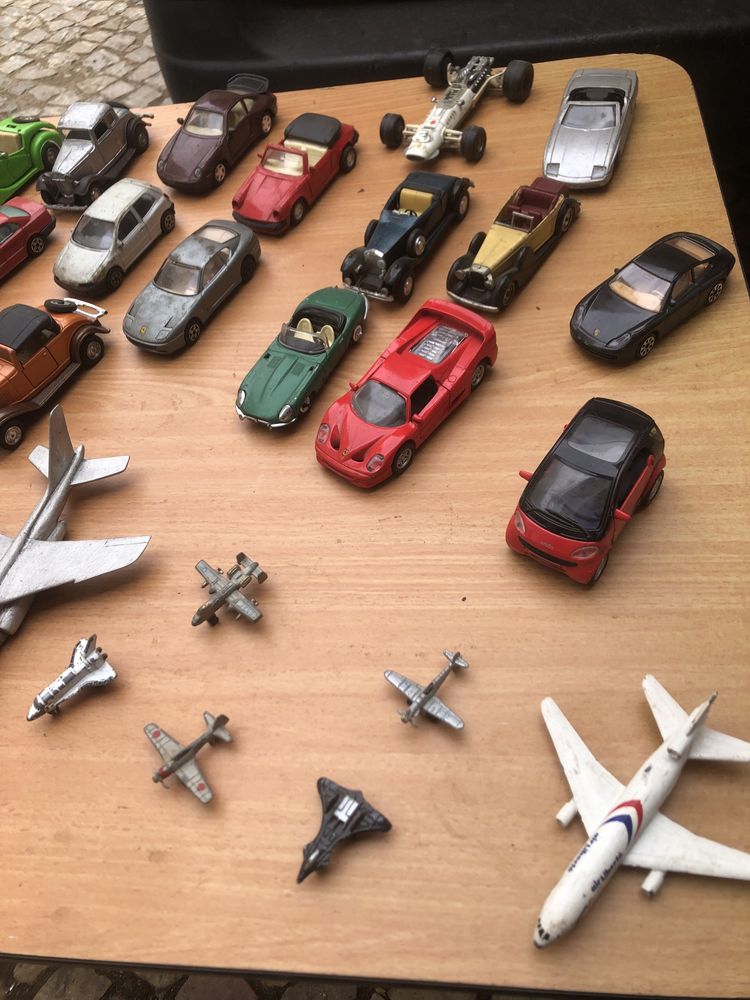 Coleção carros miniatura e aviões metálicos