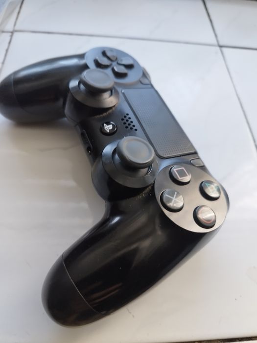 Ps4 +pad +gra +słuchawki + podkładka