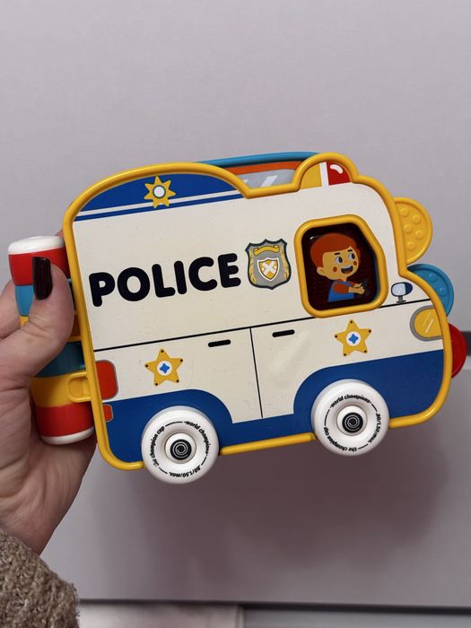 Музичні інтерактивні іграшки