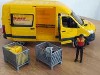 Bruder MERCEDES Sprinter DHL kurier figurka stan Bardzo Dobry
