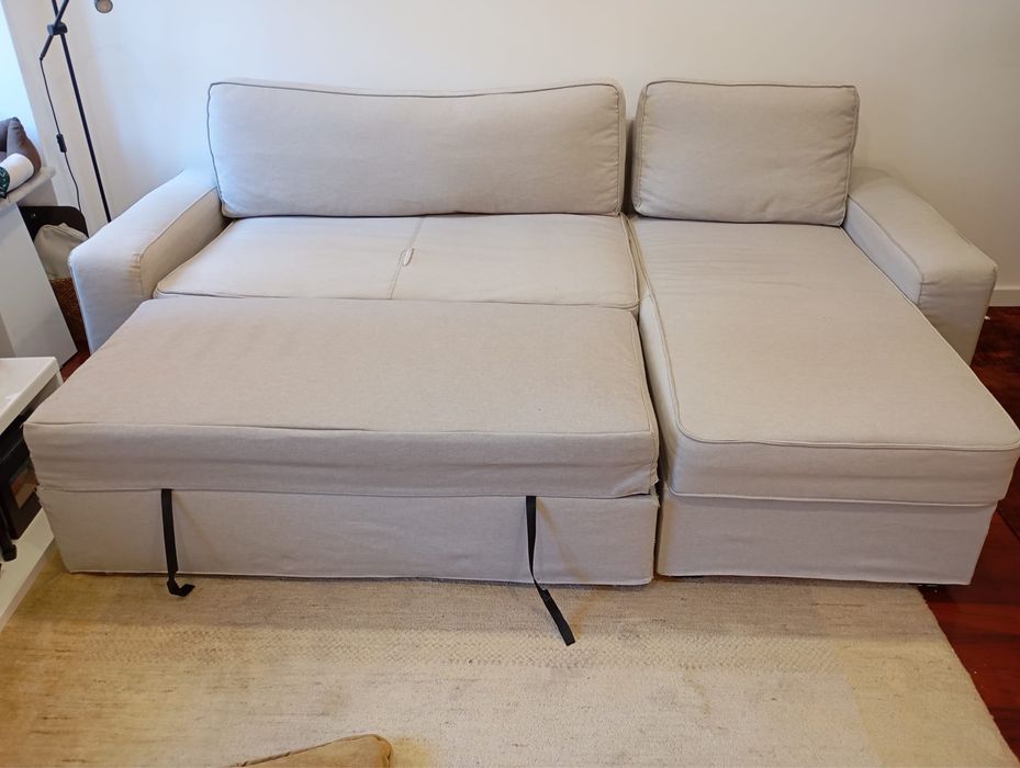 Sofá com chaise long