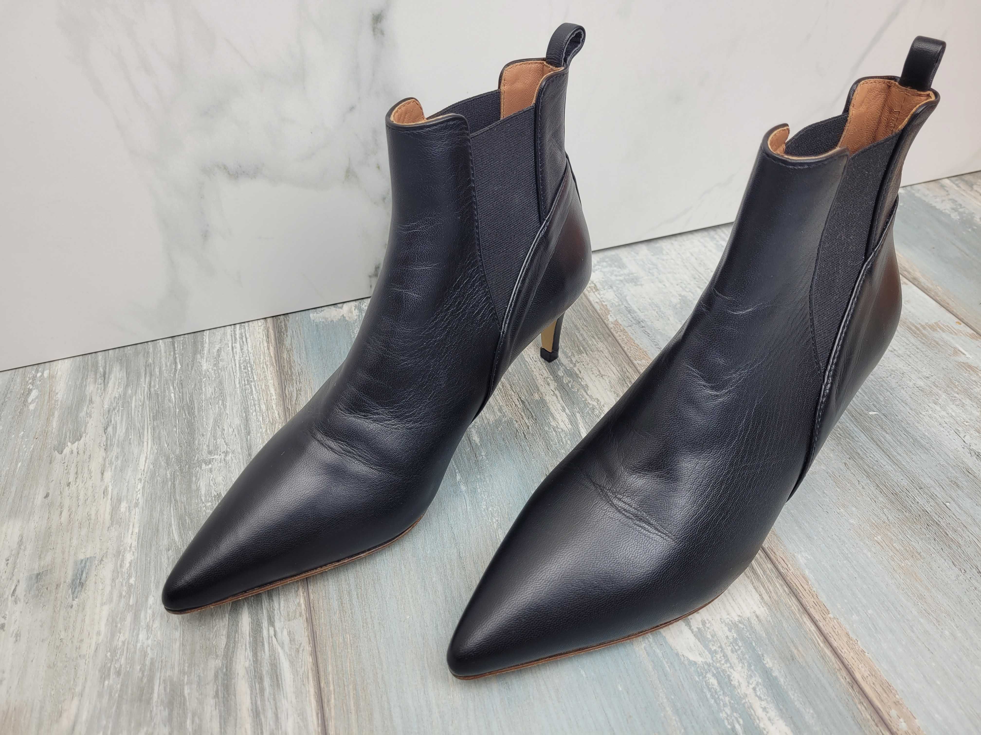 BY MALENE BIRGER Kitten Heel Ankle Boots skóra naturalna modne botki