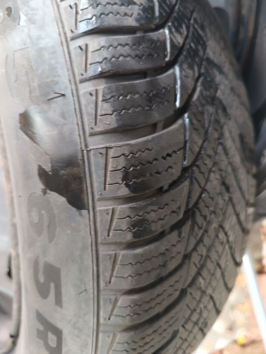 Felgi stalowe plus opony zimowe i kołpaki