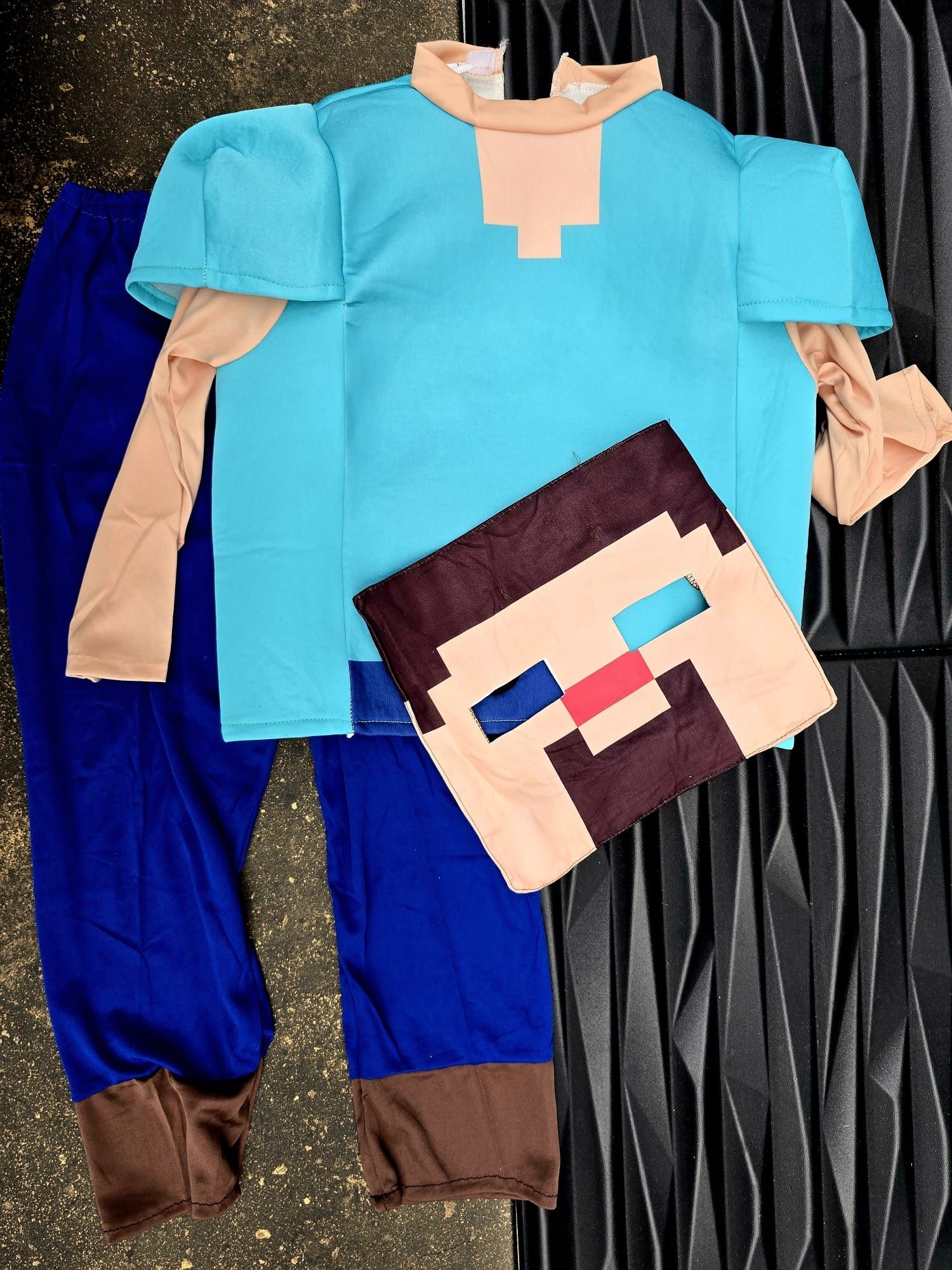 Ekstra strój przebranie dla dzieci Steve z Minecraft rozmiar M nowy