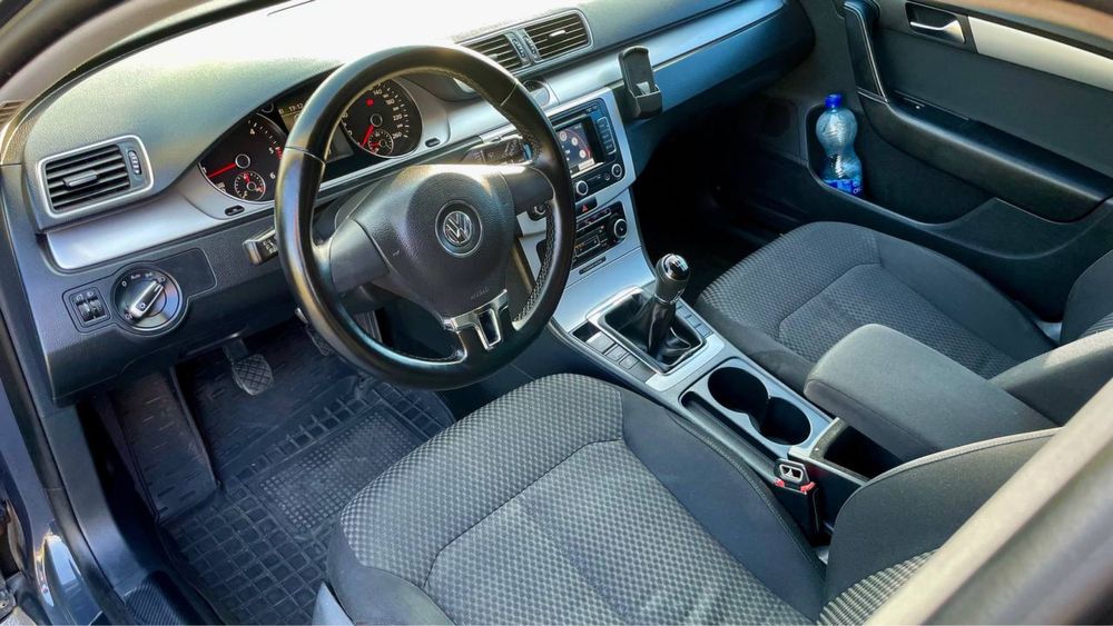 Volkswagen Passat B7 2011
