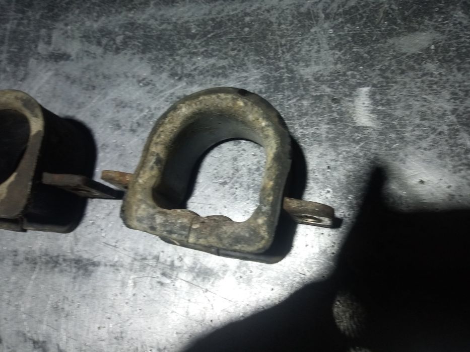 Mocowania maglownicy przekładni kierowniczej suzuki grand Vitara I