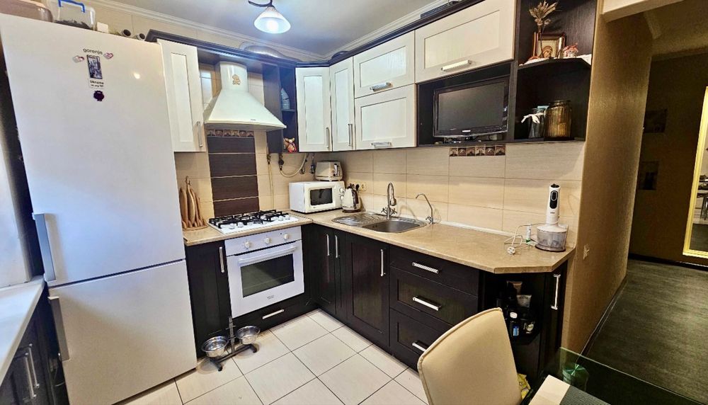 Є Відновлення‼️Продаж великоі двухкімнатноі квартири Центр міста