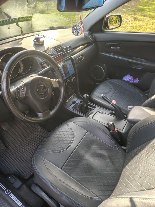 Mazda 3 газ бензин