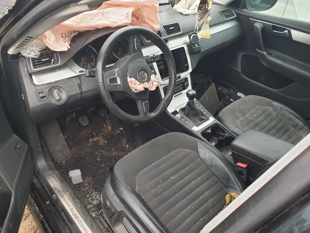 Passat b7 czesci 2.0 170 km Cfg b ngd skrzynia drzwi lc9x klapa czytaj