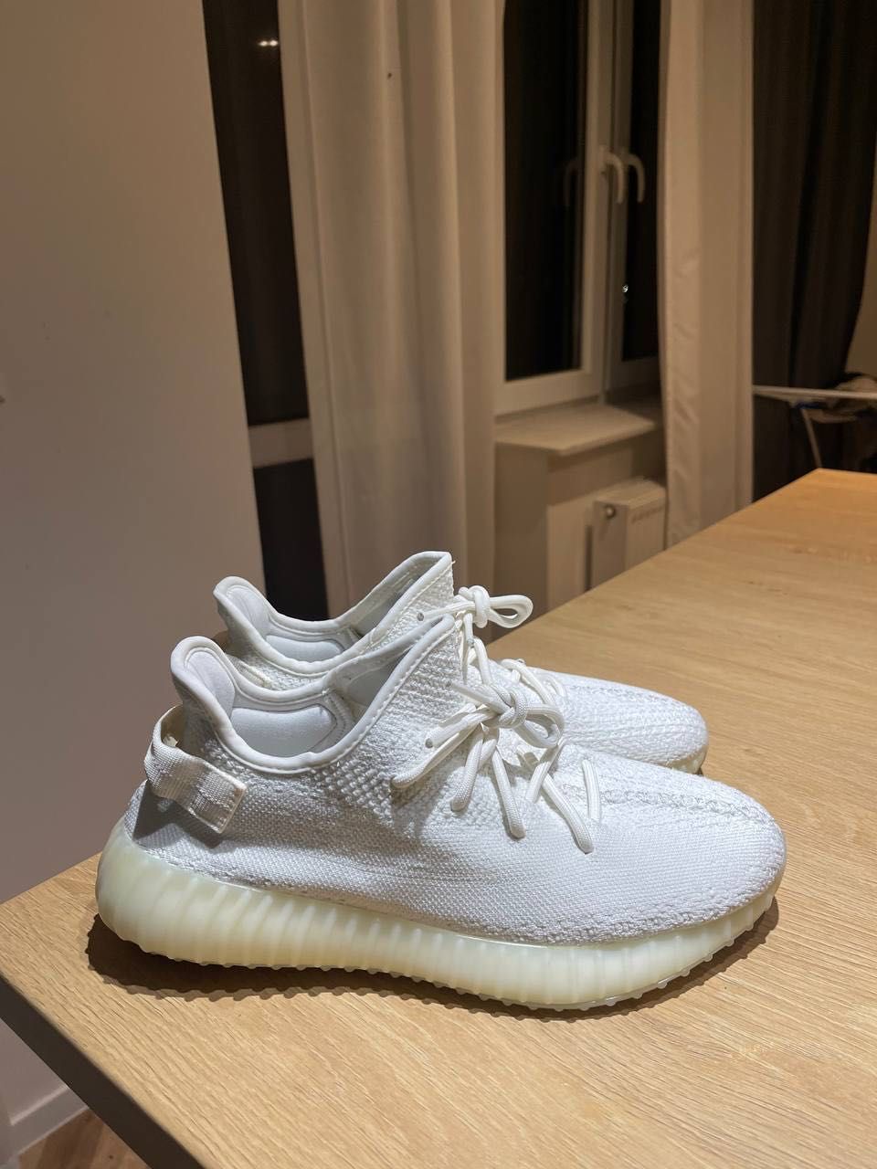 adidas Yeezy boost 350 v2 cream white 44 bone white black carbon zebra
