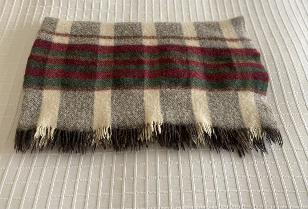 Manta de 100% lã,com  xadrez Made in UK
