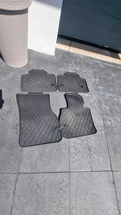 Tapetes originais usados Mini Countryman – bom estado