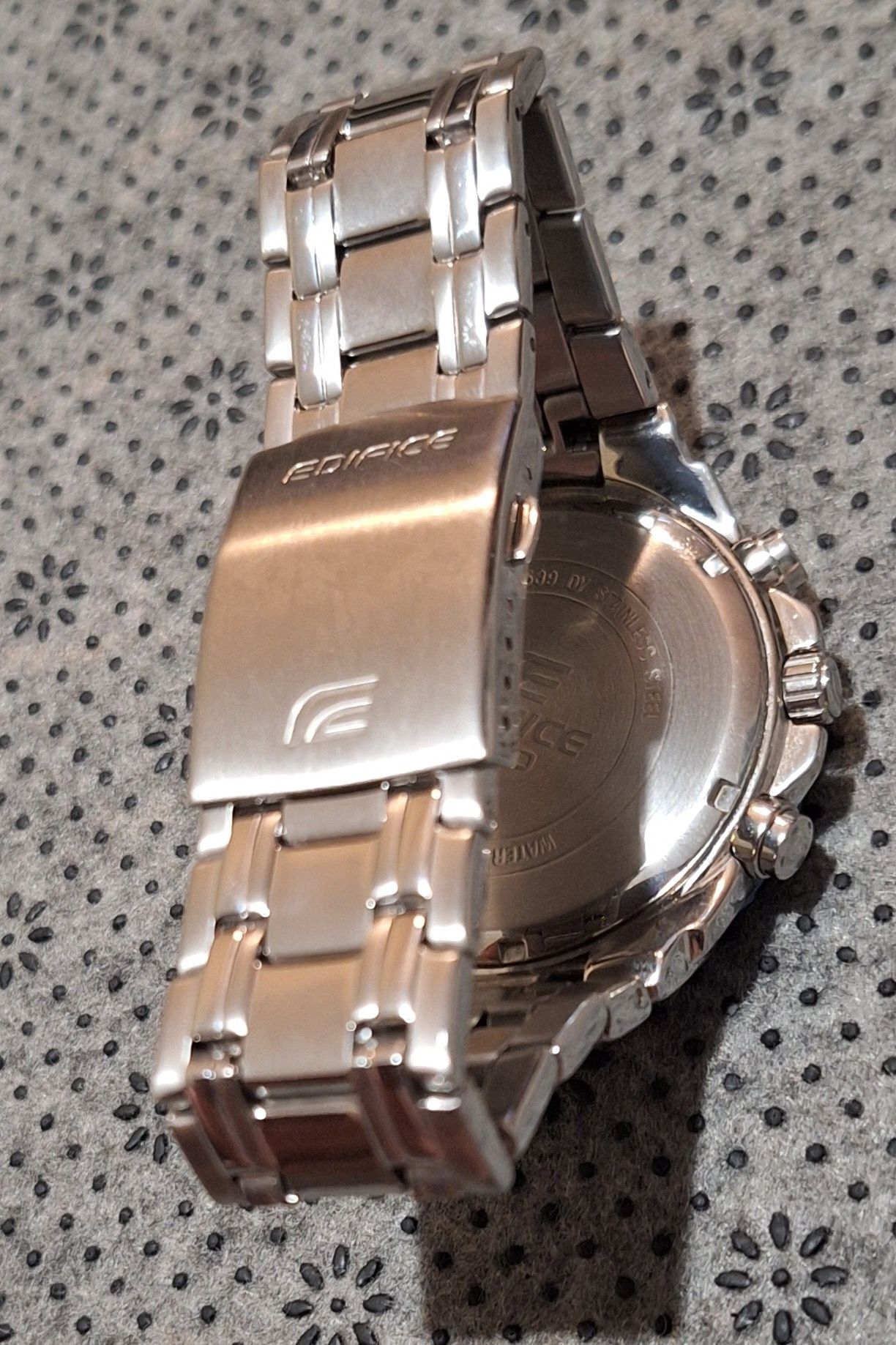 Casio Edifice EFR - 539D