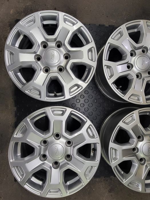 Felgi Aluminiowe 6x139,7 7.0Jx16 ET55 Ford RANGER