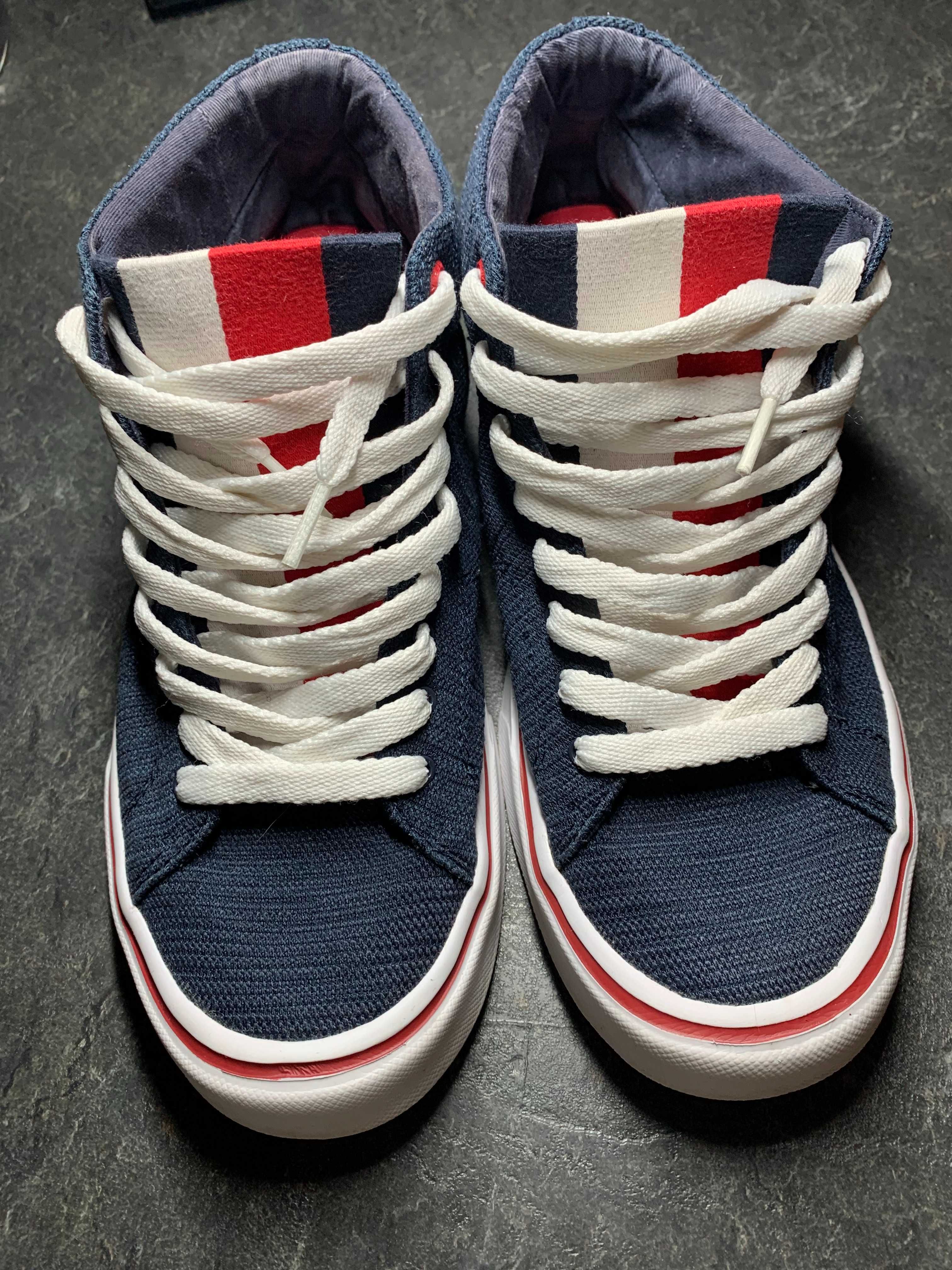 Tommy Hilfiger trampki