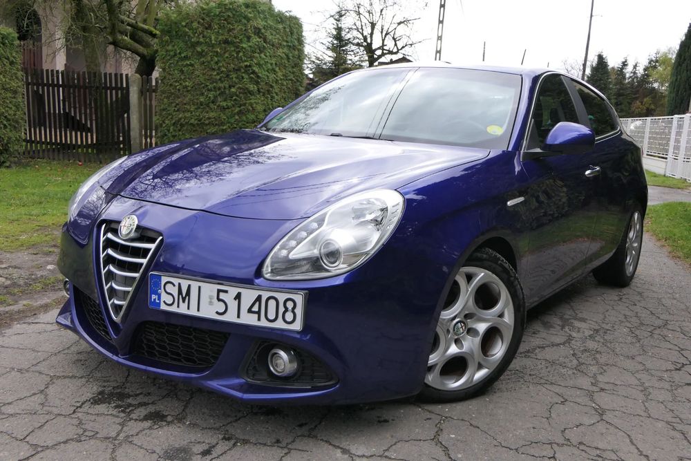 Alfa Romeo Giulietta ASO 175KM NAWI IDEALNA zarejestrowana gwarancja