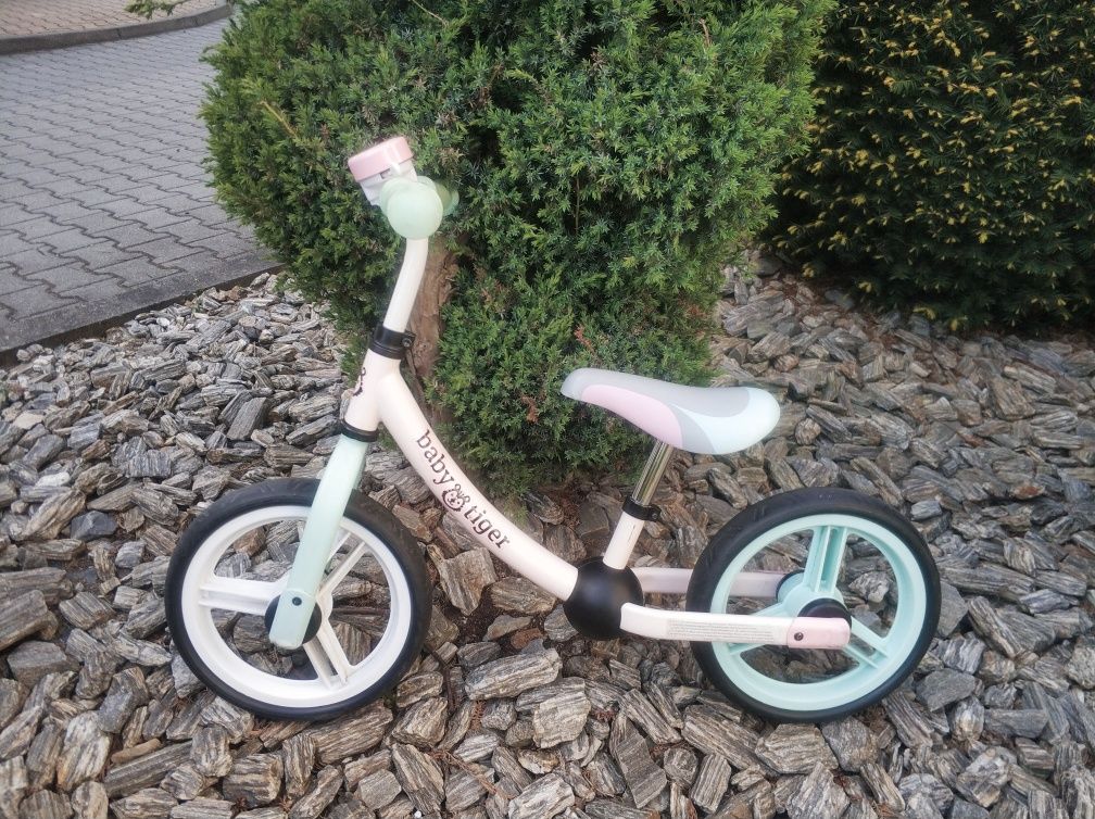Rowerek biegowy 12'' Kinderkraft Baby Tiger miętowy rower dla dzieci