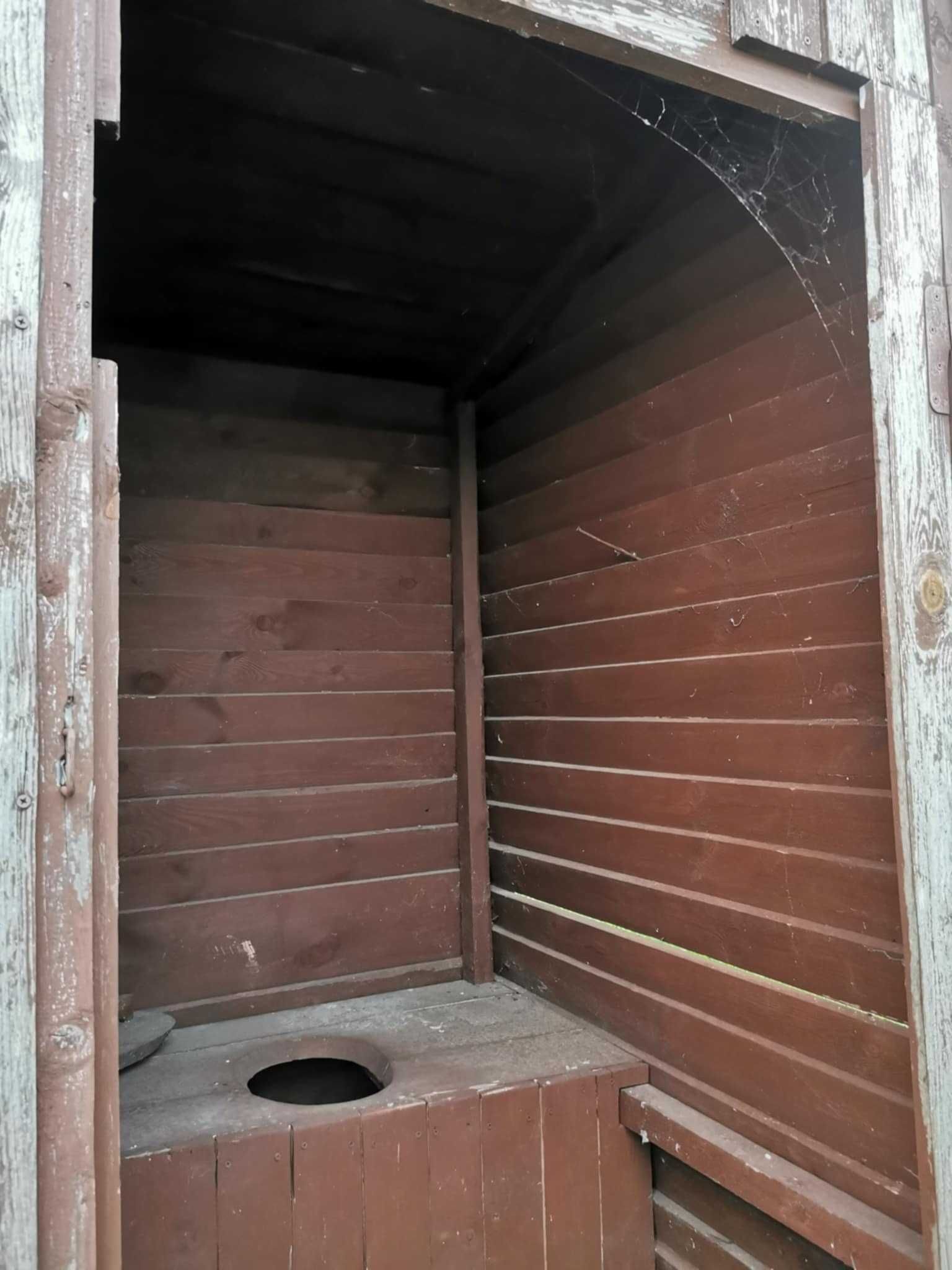WC toaleta na budowę działkę