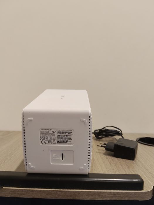 Router Mercusys 4G LTE sim card