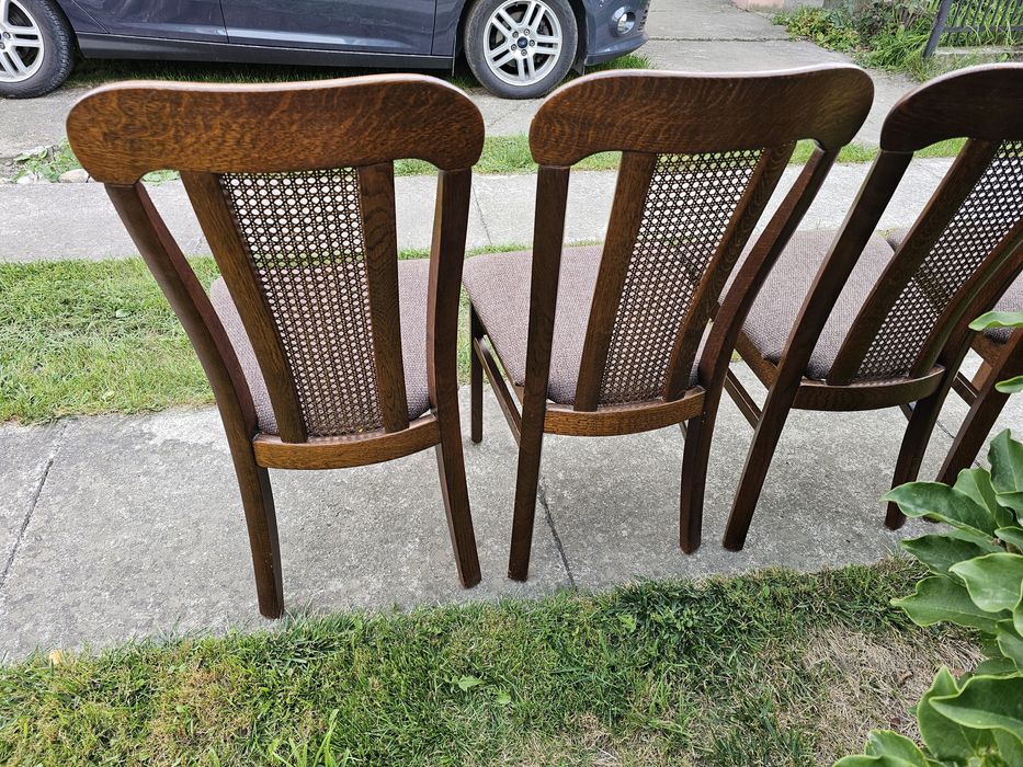 Крісло дерев'яне