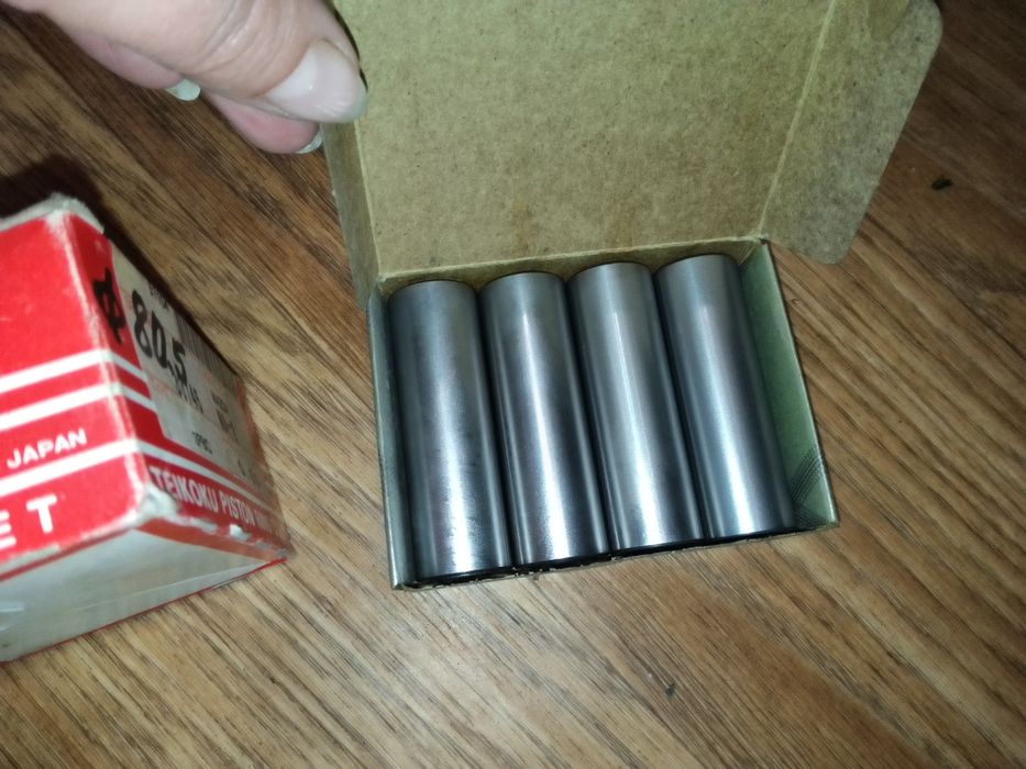 Поршня, кільця, пальці Автрамат 80,5